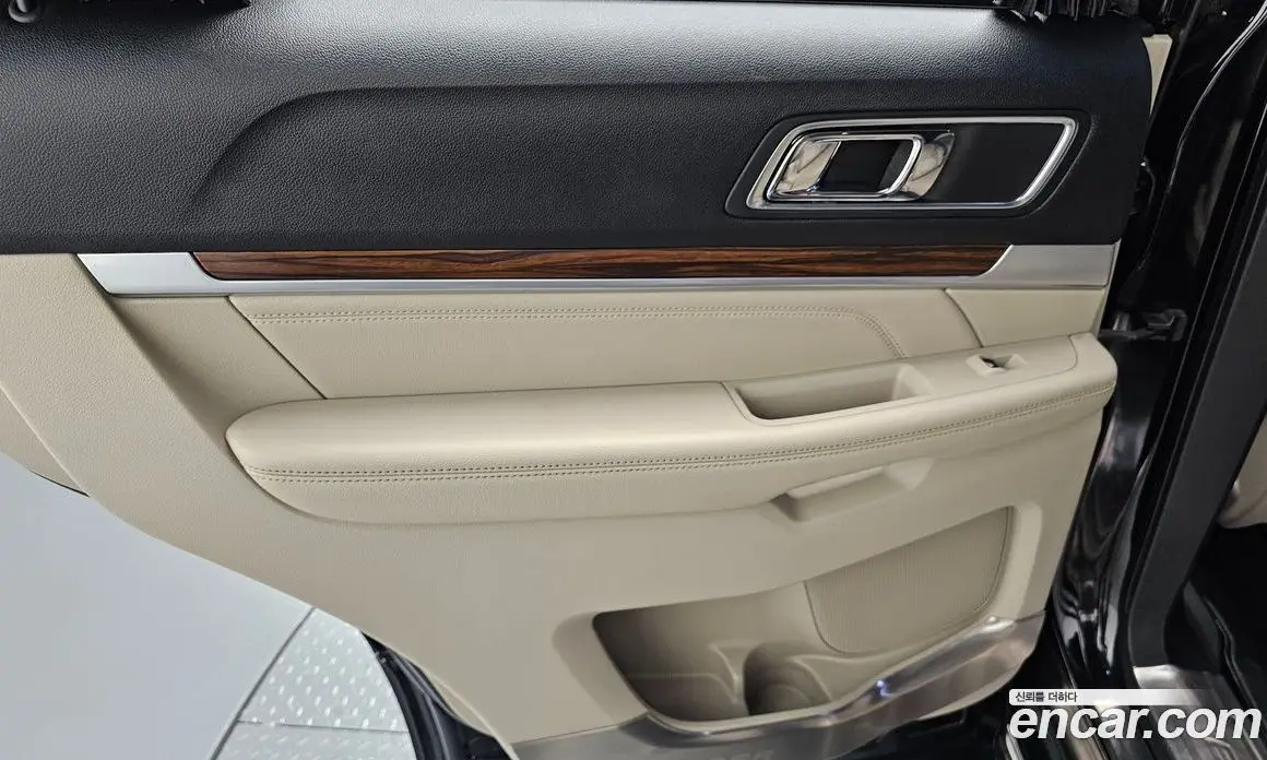 Ford Explorer 2018 2.3 АКПП, фото 15