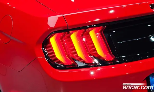 Ford Mustang 2021 2.3 АКПП, миниатюра 9