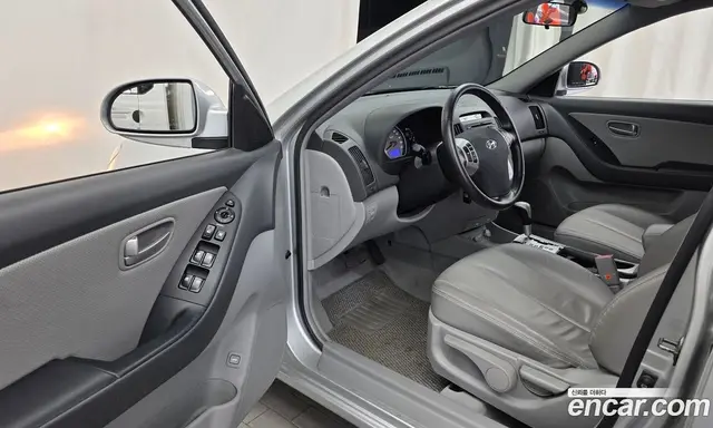 Hyundai Avante 2006 1.6 АКПП, миниатюра 10