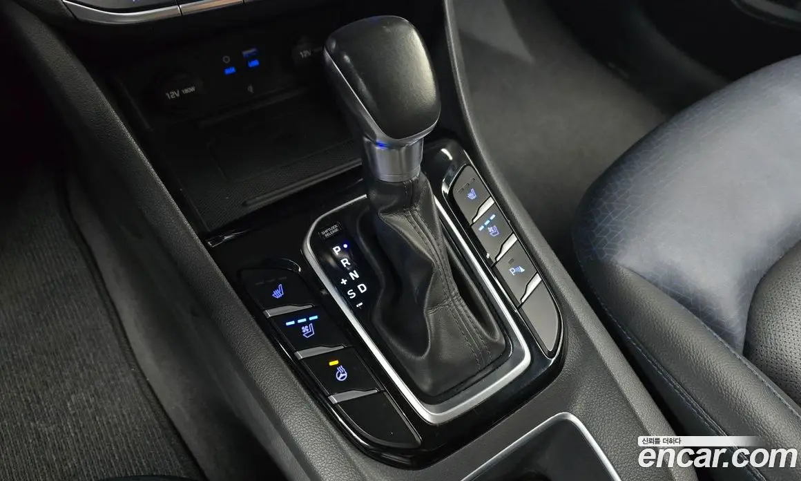 Hyundai Ioniq 2016 1.6 АКПП, фото 12