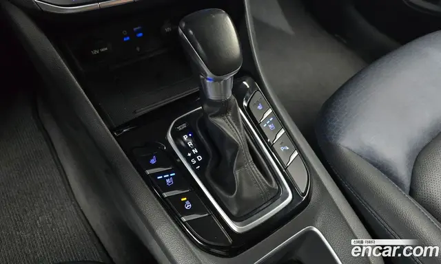 Hyundai Ioniq 2016 1.6 АКПП, миниатюра 12