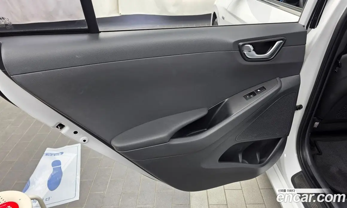 Hyundai Ioniq 2016 1.6 АКПП, фото 15