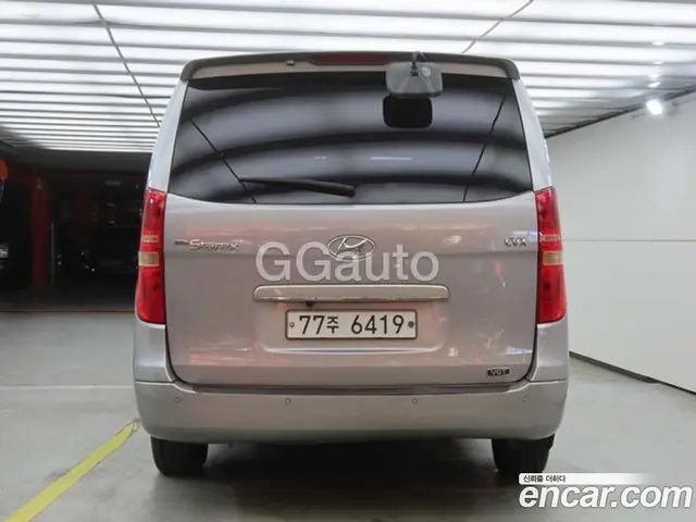 Hyundai Starex 2013 2.5 АКПП, миниатюра 3