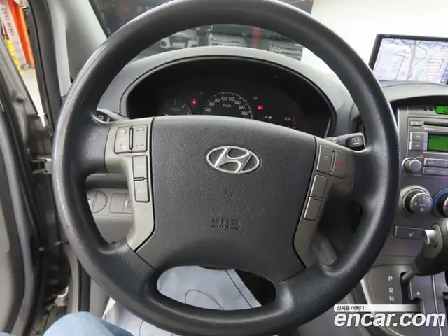 Hyundai Starex 2013 2.5 АКПП, миниатюра 9