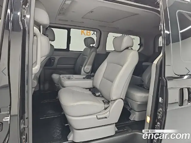 Hyundai Starex 2013 2.5 АКПП, миниатюра 12