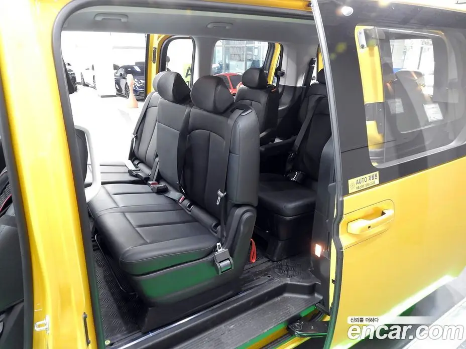 Hyundai Staria 2025 1.6 АКПП, фото 17