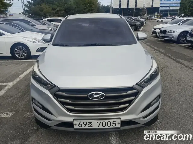 Hyundai Tucson 2015 1.7 АКПП, миниатюра 3