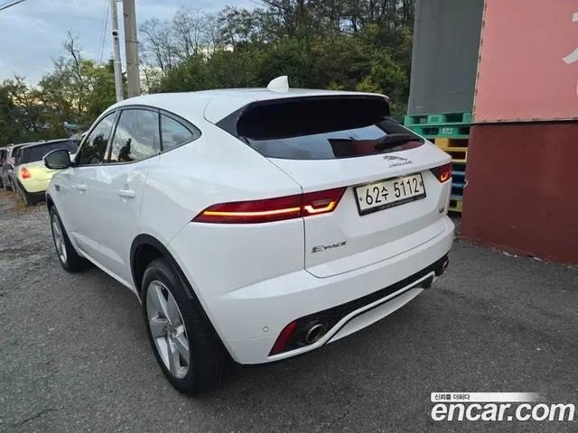Jaguar E-Pace 2018 2.0 АКПП, миниатюра 4 Jaguar E-Pace 2018 2.0 АКПП, миниатюра 4