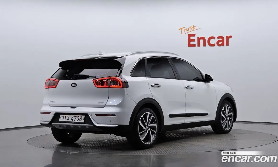 Kia Niro 2018 1.6 АКПП, фото 1 Kia Niro 2018 1.6 АКПП, фото 1