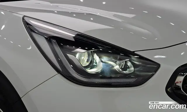 Kia Niro 2018 1.6 АКПП, миниатюра 7 Kia Niro 2018 1.6 АКПП, миниатюра 7