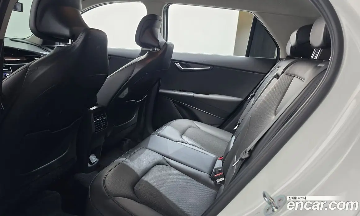 Kia Niro 2022 1.6 АКПП, фото 17 Kia Niro 2022 1.6 АКПП, фото 17