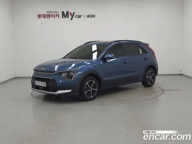 Kia Niro, 2023, 86 981 км