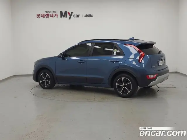 Kia Niro 2023 1.6 АКПП, миниатюра 3