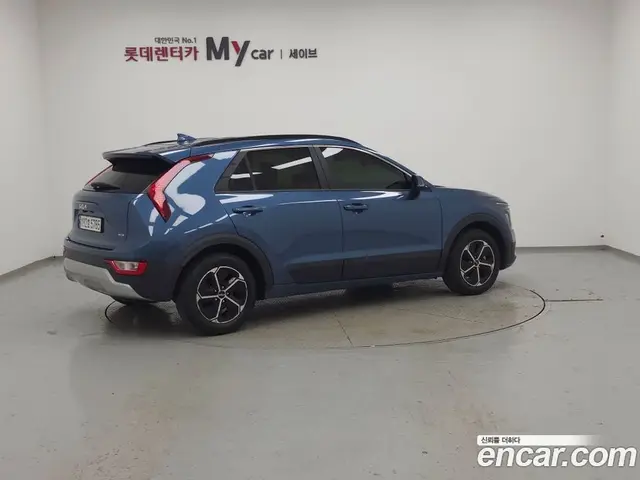 Kia Niro 2023 1.6 АКПП, миниатюра 5