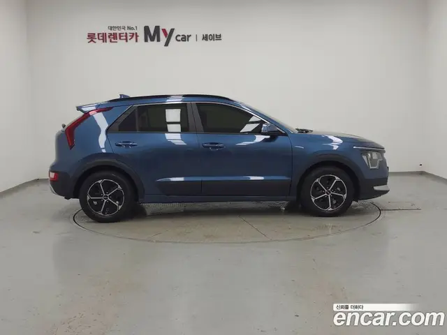 Kia Niro 2023 1.6 АКПП, миниатюра 6