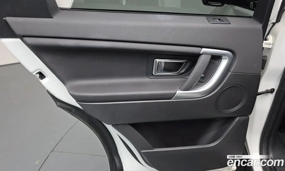 Land Rover Discovery Sport 2019 2.0 АКПП, фото 14