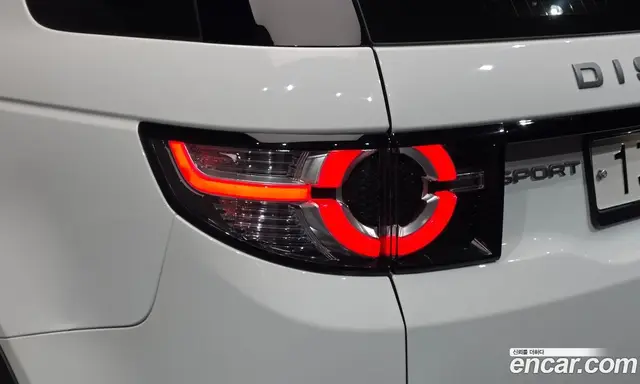 Land Rover Discovery Sport 2019 2.0 АКПП, миниатюра 8