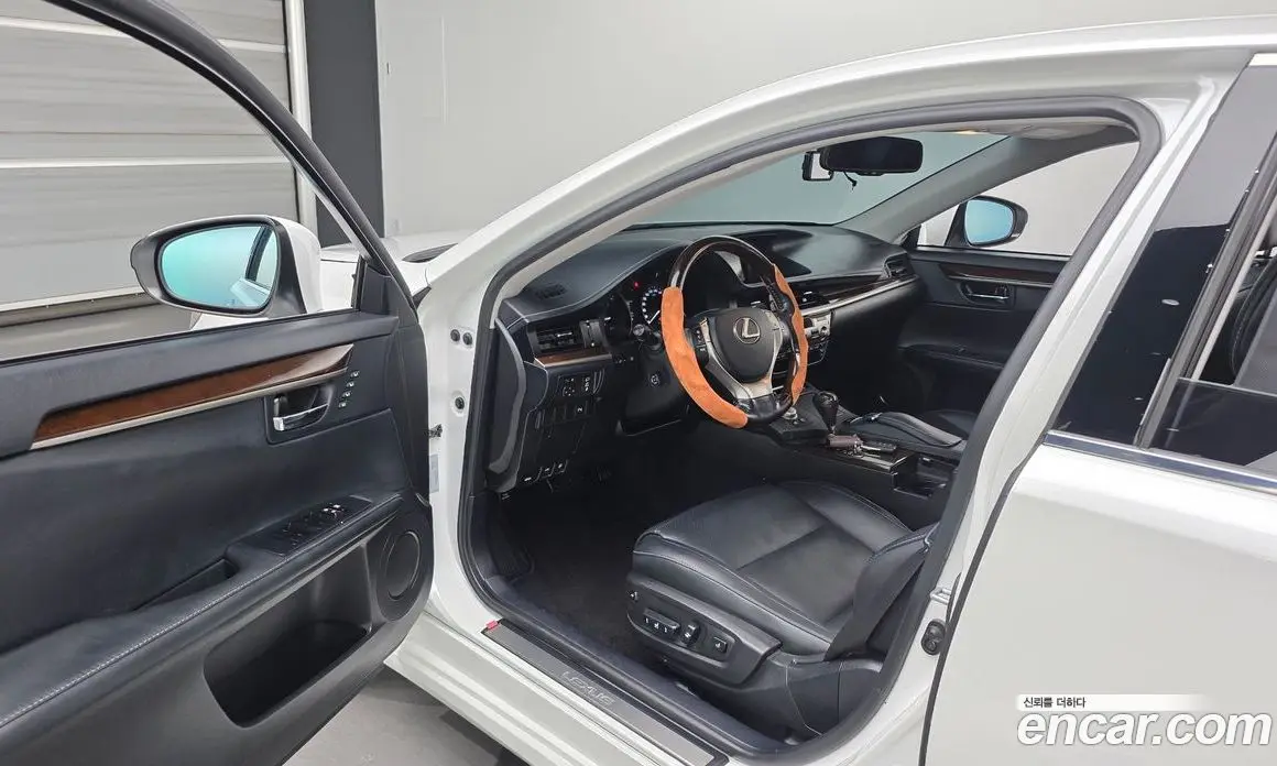Lexus ES 2015 2.5 АКПП, фото 10