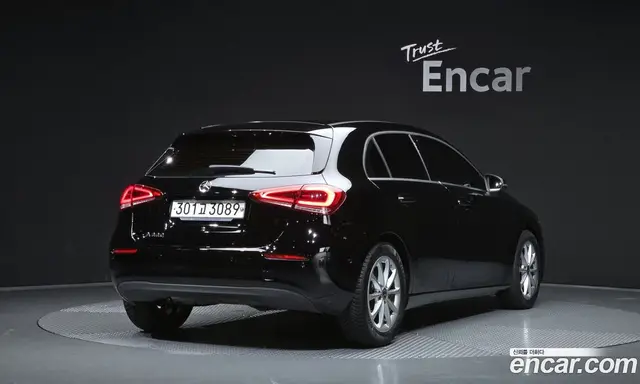 Mercedes-Benz A-Class, 2019, 56 057 км