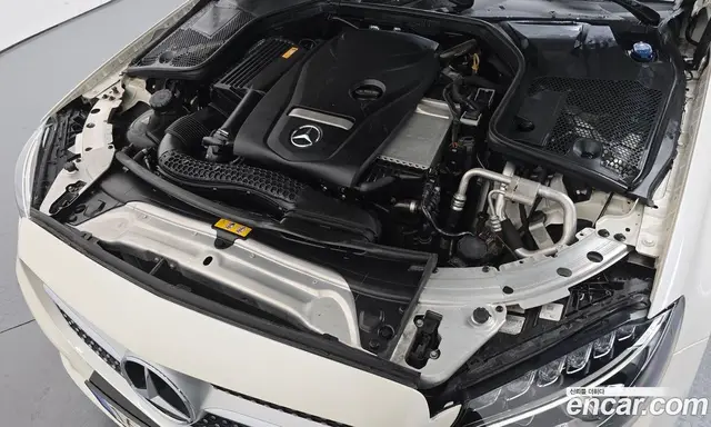 Mercedes-Benz C-Class 2017 2.0 АКПП, миниатюра 6 Mercedes-Benz C-Class 2017 2.0 АКПП, миниатюра 6