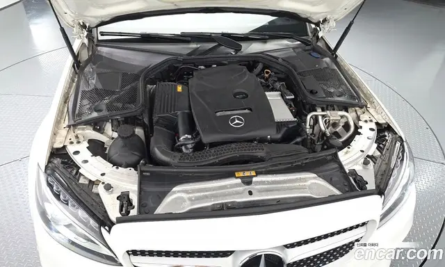 Mercedes-Benz C-Class 2018 2.0 АКПП, миниатюра 6 Mercedes-Benz C-Class 2018 2.0 АКПП, миниатюра 6