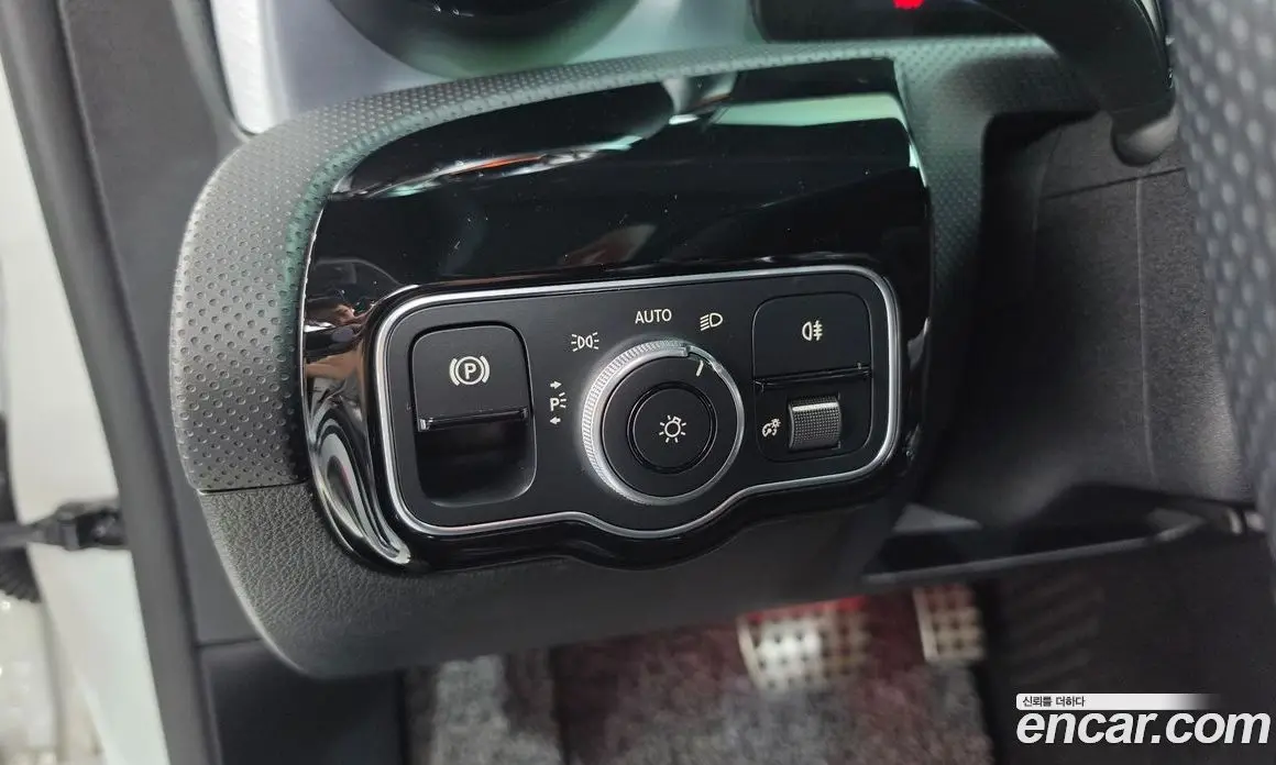 Mercedes-Benz CLA-Class 2021 2.0 АКПП, фото 18