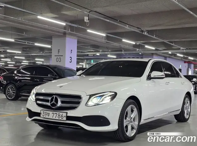 Mercedes-Benz E-Class, 2017, 141 382 км