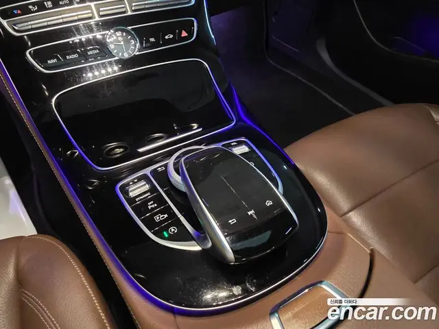 Mercedes-Benz E-Class 2017 1.9 АКПП, миниатюра 12