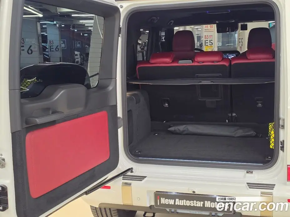 Mercedes-Benz G-Class 2025 0.3 АКПП, фото 13