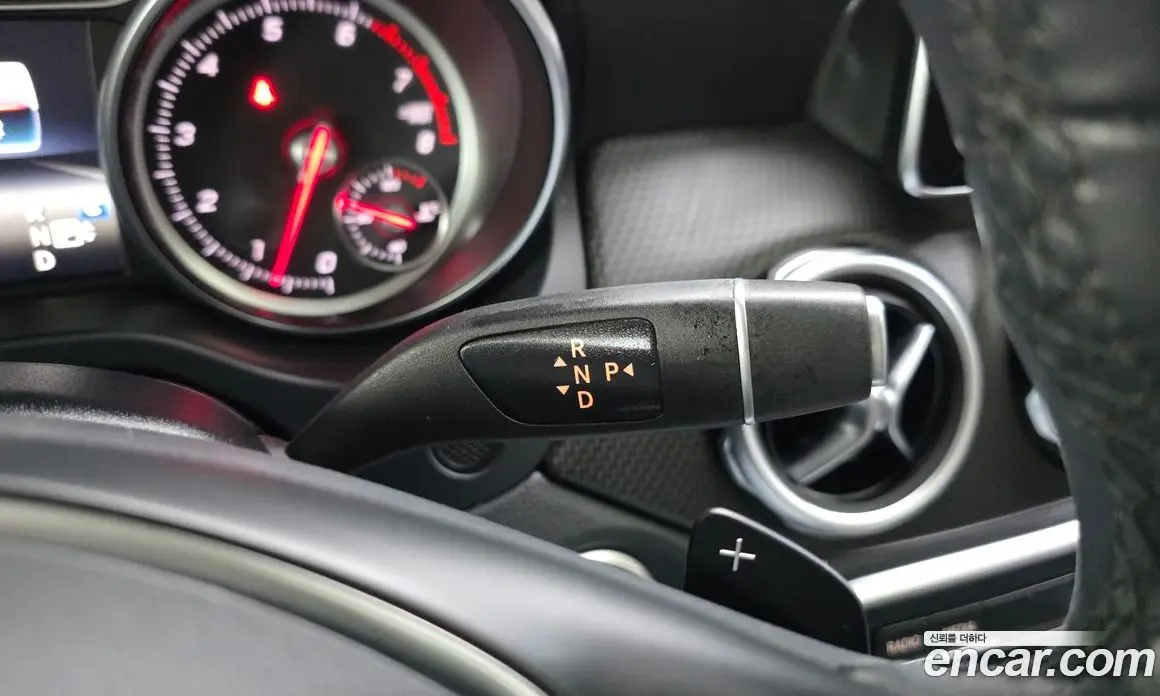 Mercedes-Benz GLA-Class 2017 2.0 АКПП, фото 12