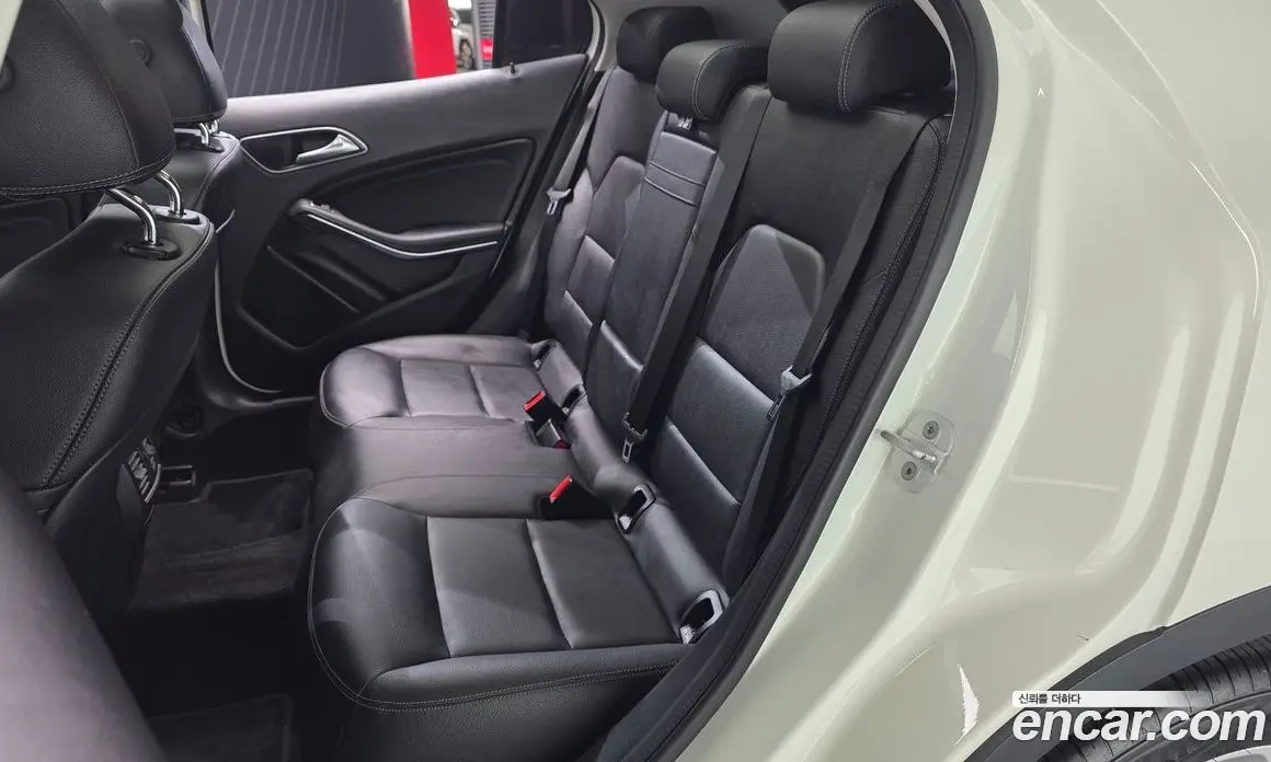 Mercedes-Benz GLA-Class 2017 2.0 АКПП, фото 16