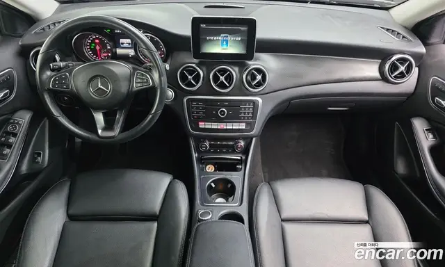 Mercedes-Benz GLA-Class 2017 2.0 АКПП, миниатюра 10