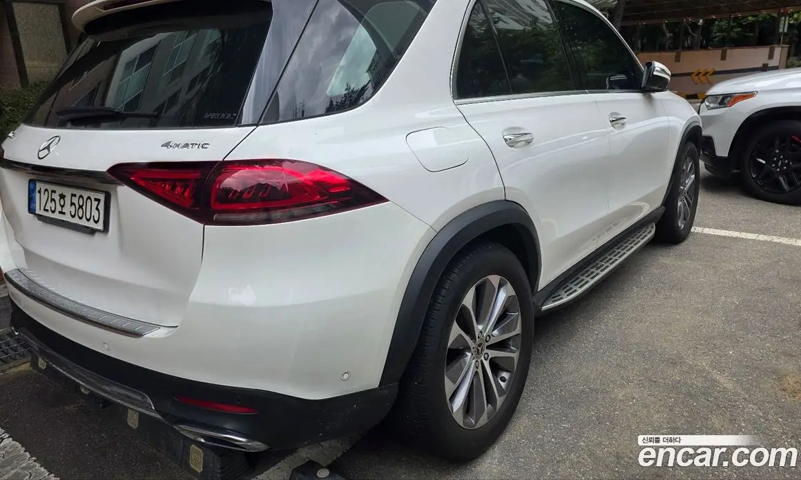 Mercedes-Benz GLE-Class 2022 2.0 АКПП, фото 12