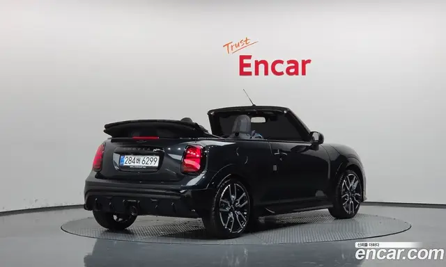Mini Cooper Convertible 2026 2.0 АКПП, миниатюра 2 Mini Cooper Convertible 2026 2.0 АКПП, миниатюра 2
