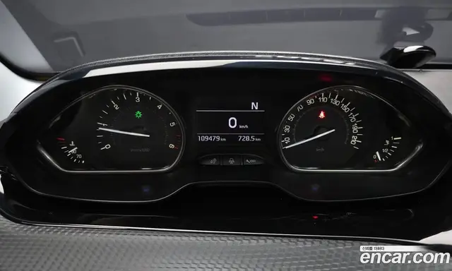 Peugeot 2008 2016 1.6 АКПП, миниатюра 8