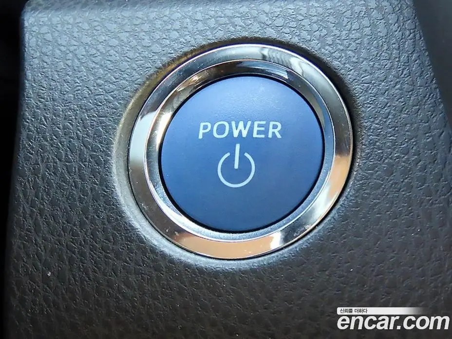 Toyota Camry 2021 2.5 АКПП, фото 15