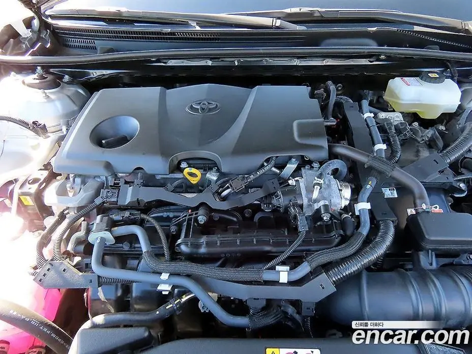 Toyota Camry 2021 2.5 АКПП, фото 18