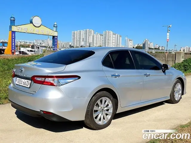 Toyota Camry 2021 2.5 АКПП, миниатюра 3