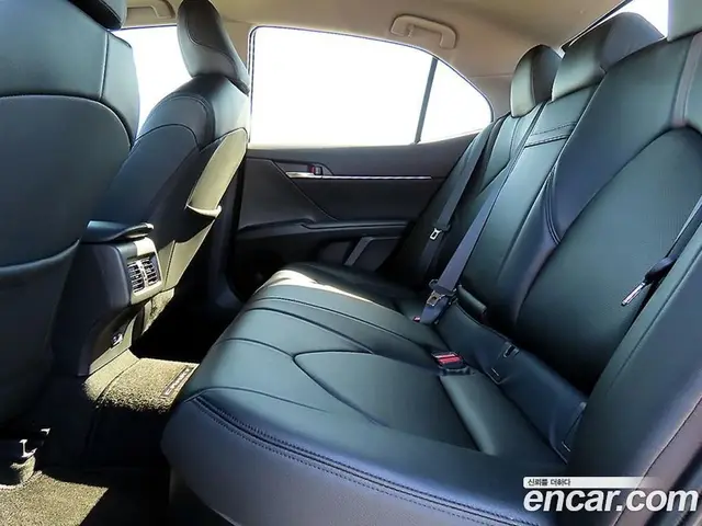 Toyota Camry 2021 2.5 АКПП, миниатюра 6