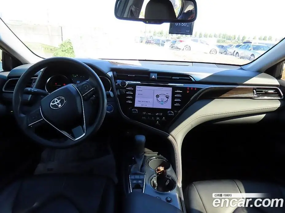 Toyota Camry 2021 2.5 АКПП, фото 9