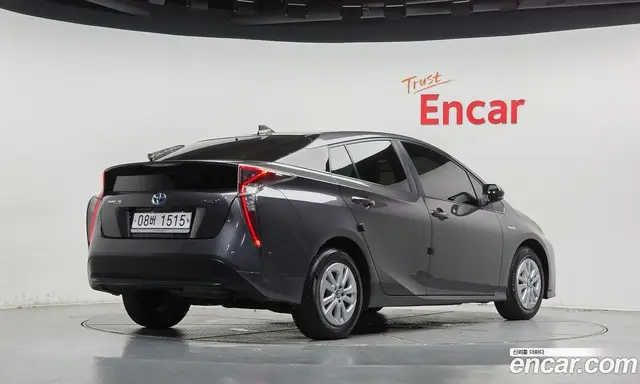 Toyota Prius 2018 1.8 АКПП, миниатюра 2