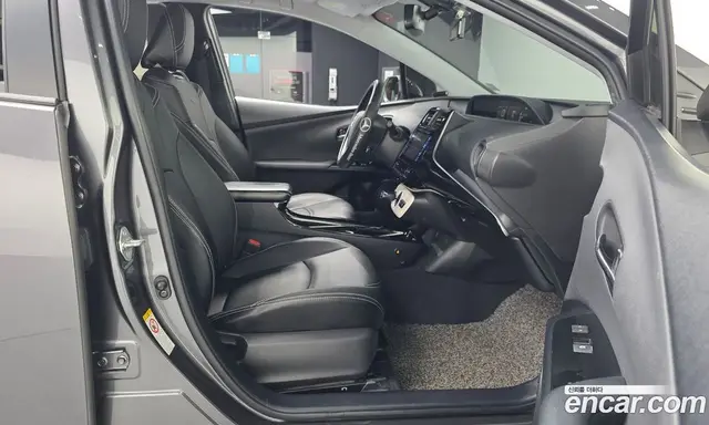 Toyota Prius 2018 1.8 АКПП, миниатюра 11