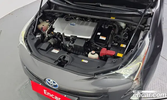Toyota Prius 2018 1.8 АКПП, миниатюра 6