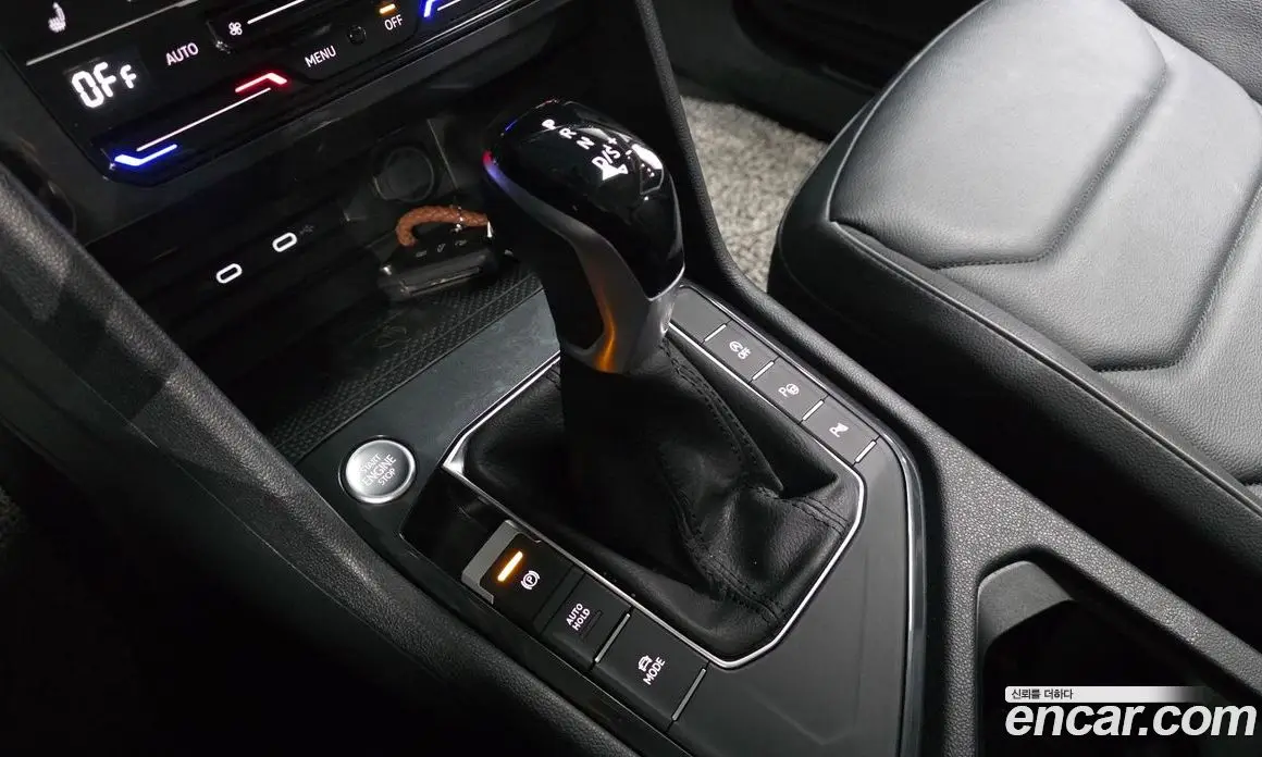 Volkswagen Tiguan 2023 2.0 АКПП, фото 12