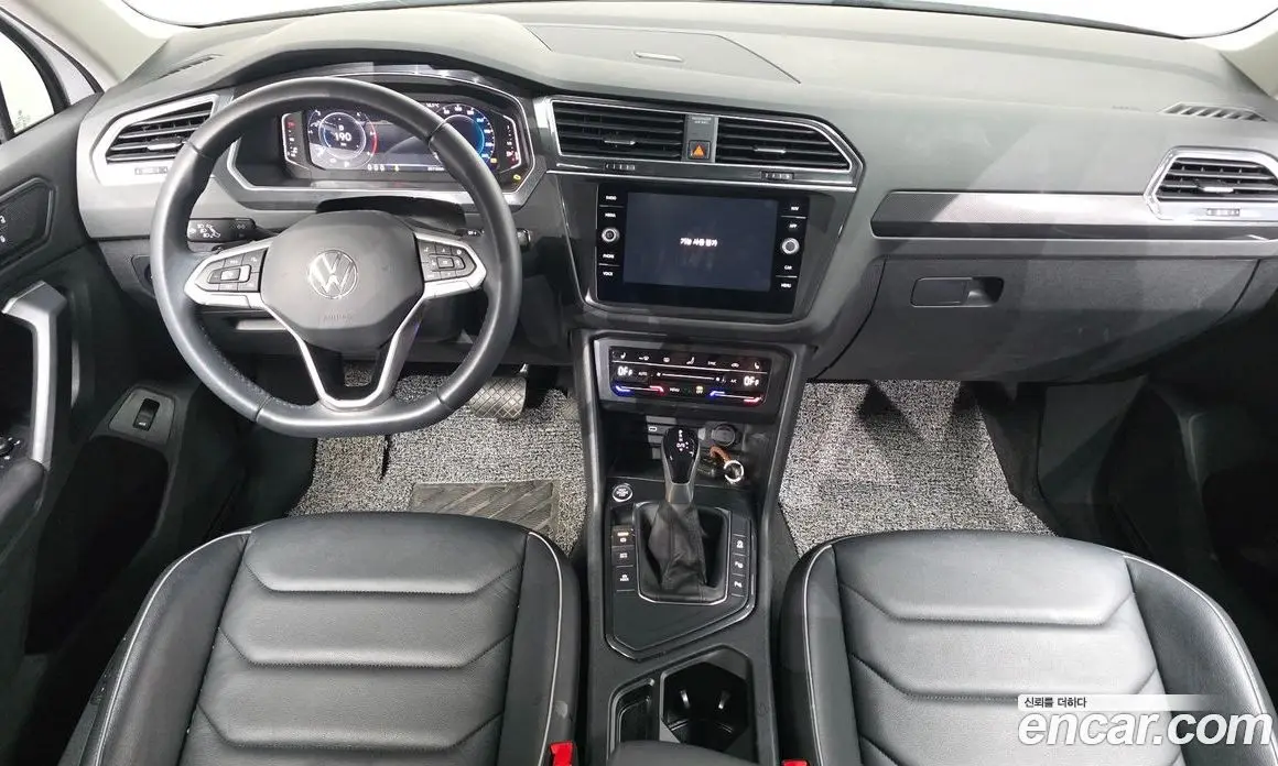 Volkswagen Tiguan 2023 2.0 АКПП, фото 10