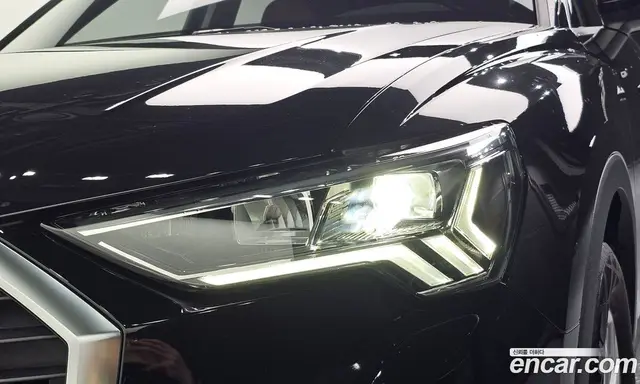 Audi Q3 2025 2.0 АКПП, миниатюра 8 Audi Q3 2025 2.0 АКПП, миниатюра 8