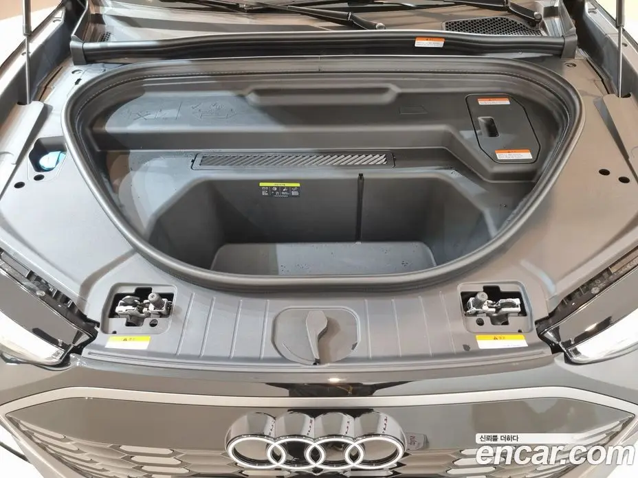 Audi Q6 e-tron 2026 0.2 АКПП, фото 6