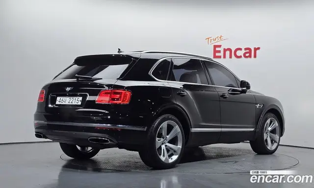 Bentley Bentayga 2018 6.0 АКПП, миниатюра 2