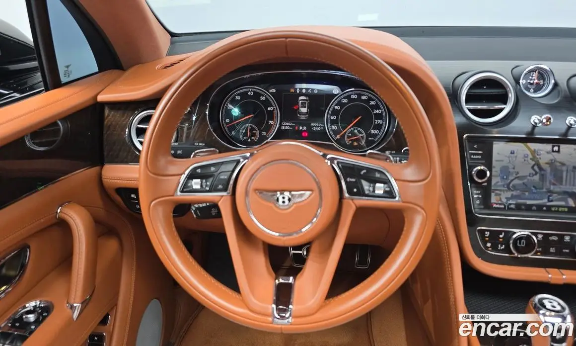 Bentley Bentayga 2018 6.0 АКПП, фото 13
