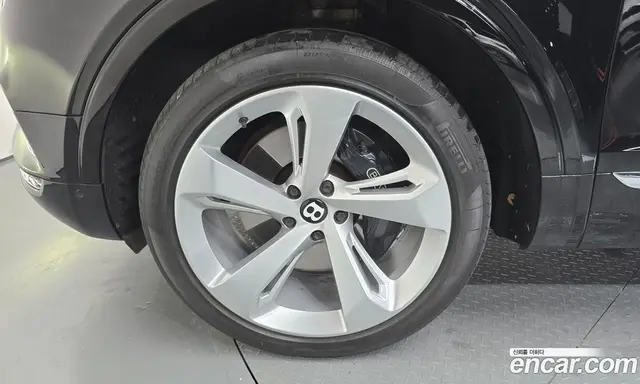 Bentley Bentayga 2018 6.0 АКПП, миниатюра 5